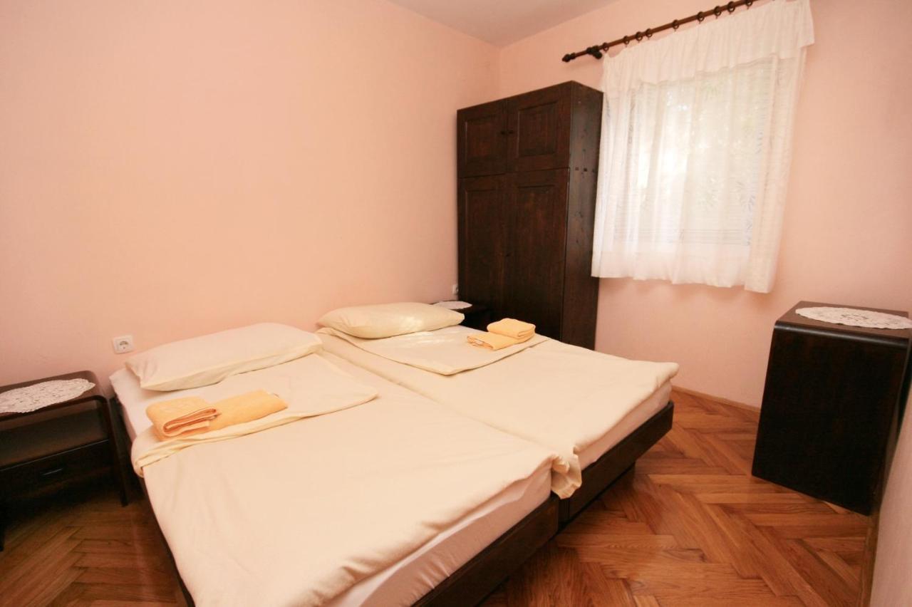 Apartments With A Parking Space Novi Vinodolski - 5514 المظهر الخارجي الصورة