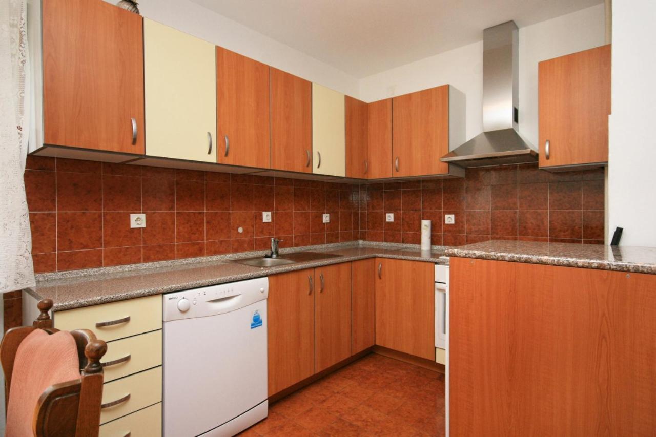 Apartments With A Parking Space Novi Vinodolski - 5514 المظهر الخارجي الصورة
