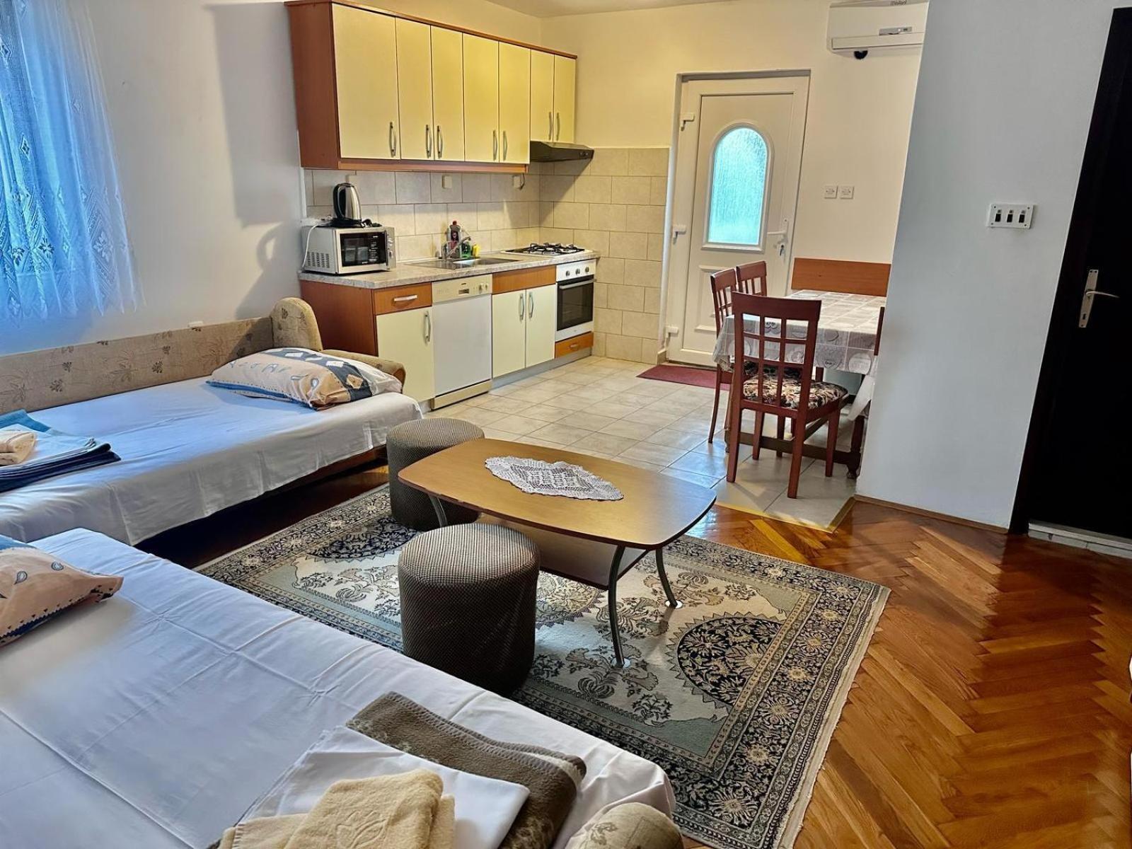 Apartments With A Parking Space Novi Vinodolski - 5514 الغرفة الصورة